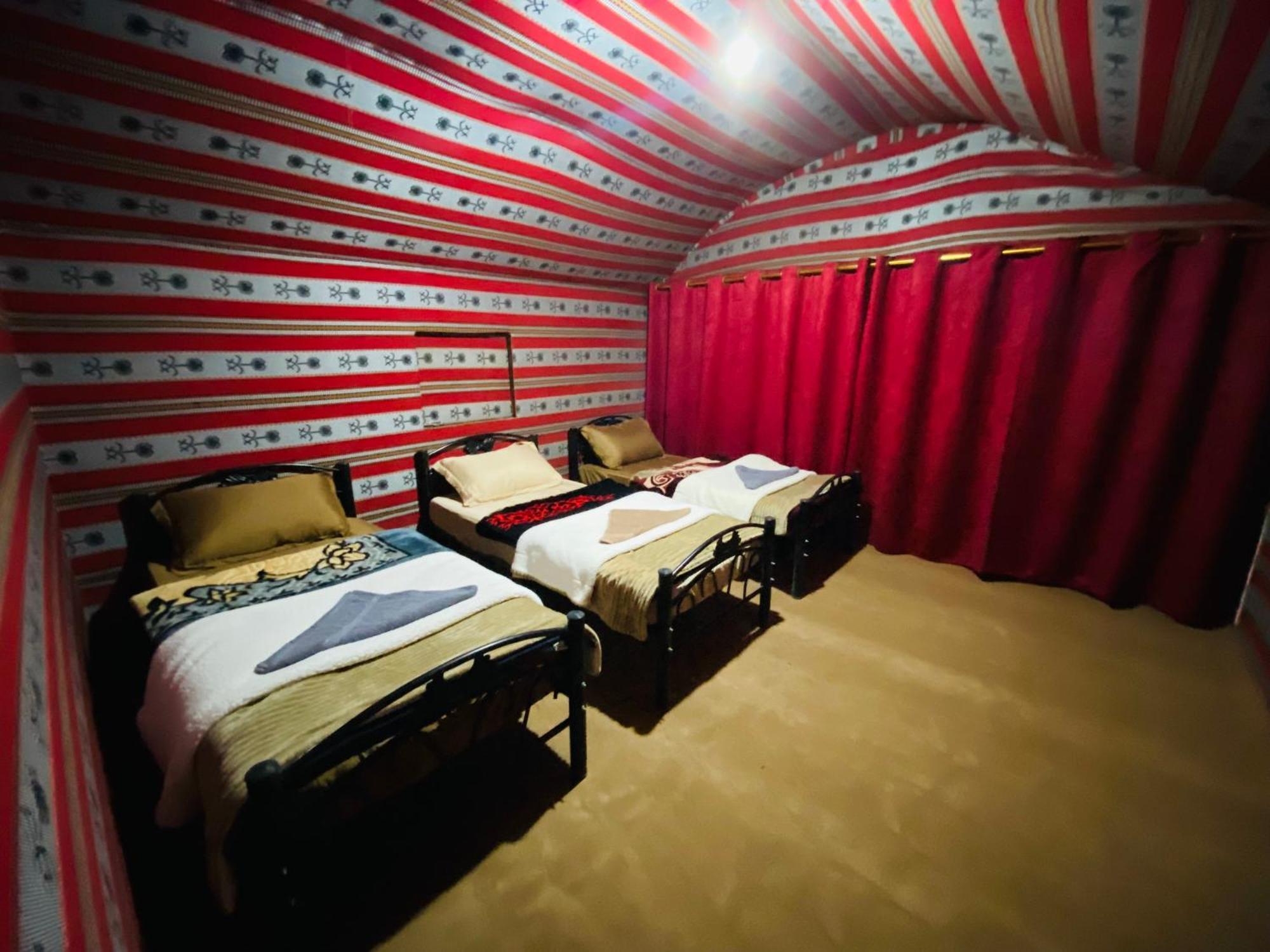 Desert Tree Camp&Tours Wadi Rum Esterno foto